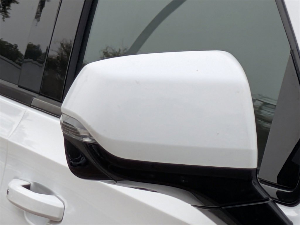 Used 2021 Chevrolet Tahoe Z71 w/ Z71 Off-Road Package image 11