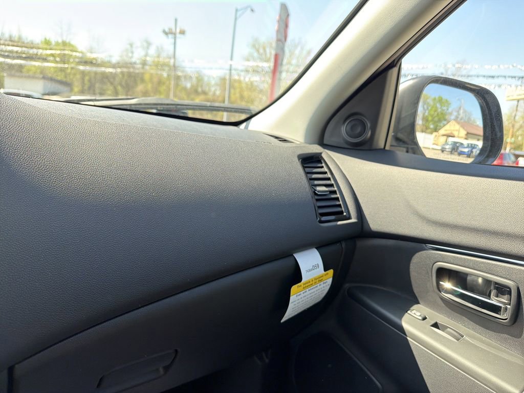 New 2026 Mitsubishi Outlander Sport LE AWD/4WD image 21