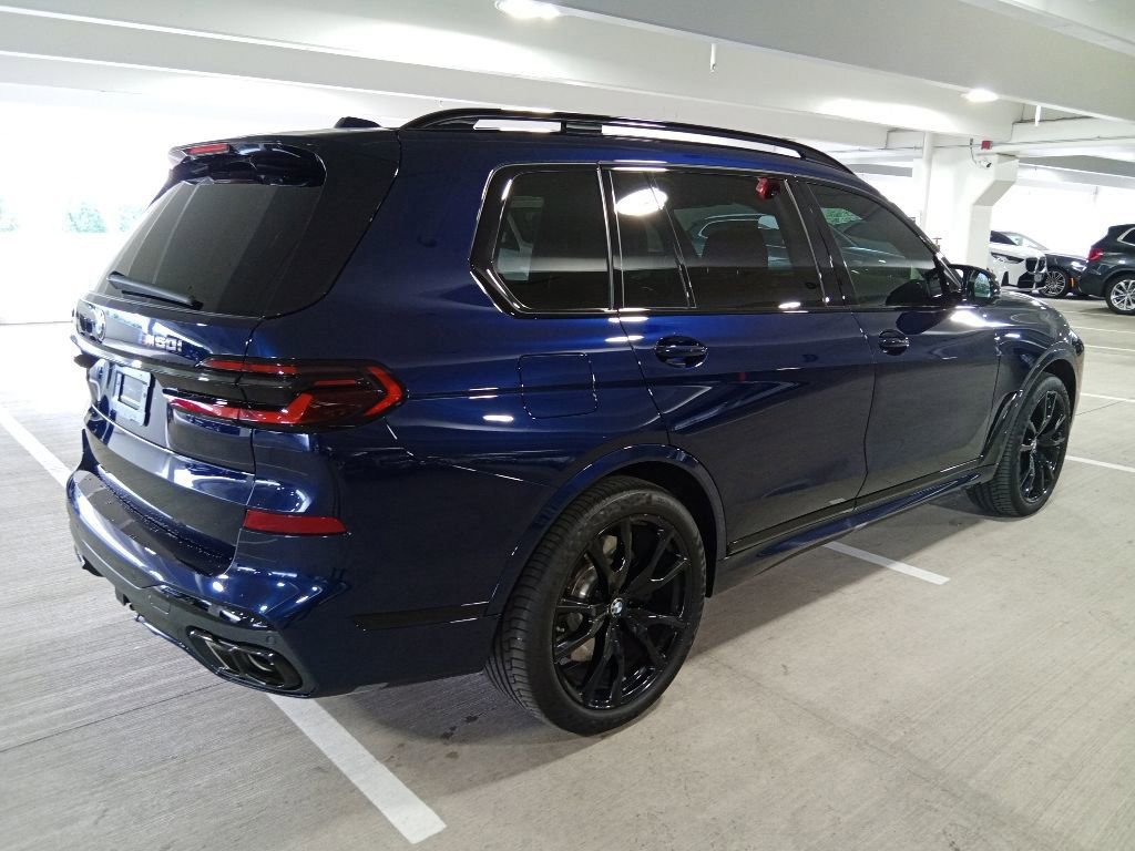 Certified 2024 BMW X7 M60i w/ Executive Package AWD/4WD image 6
