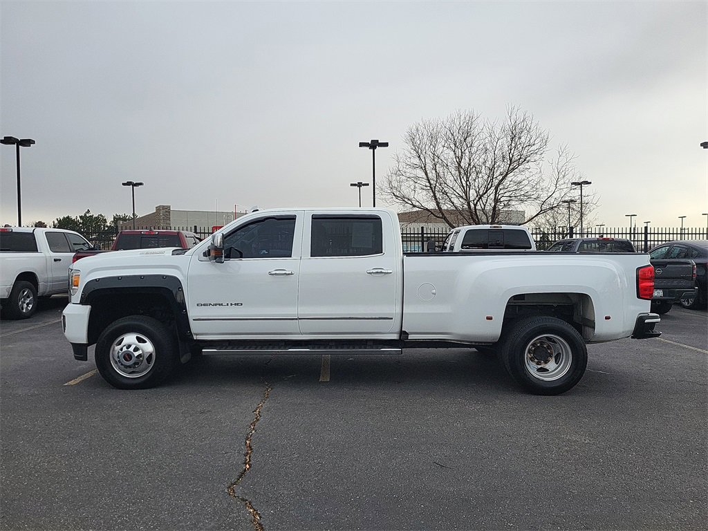 Used 2018 GMC Sierra 3500 Denali w/ Duramax Plus Package image 8