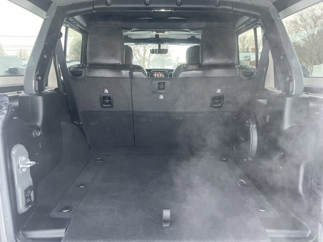 Used 2022 Jeep Wrangler Unlimited Sahara image 12
