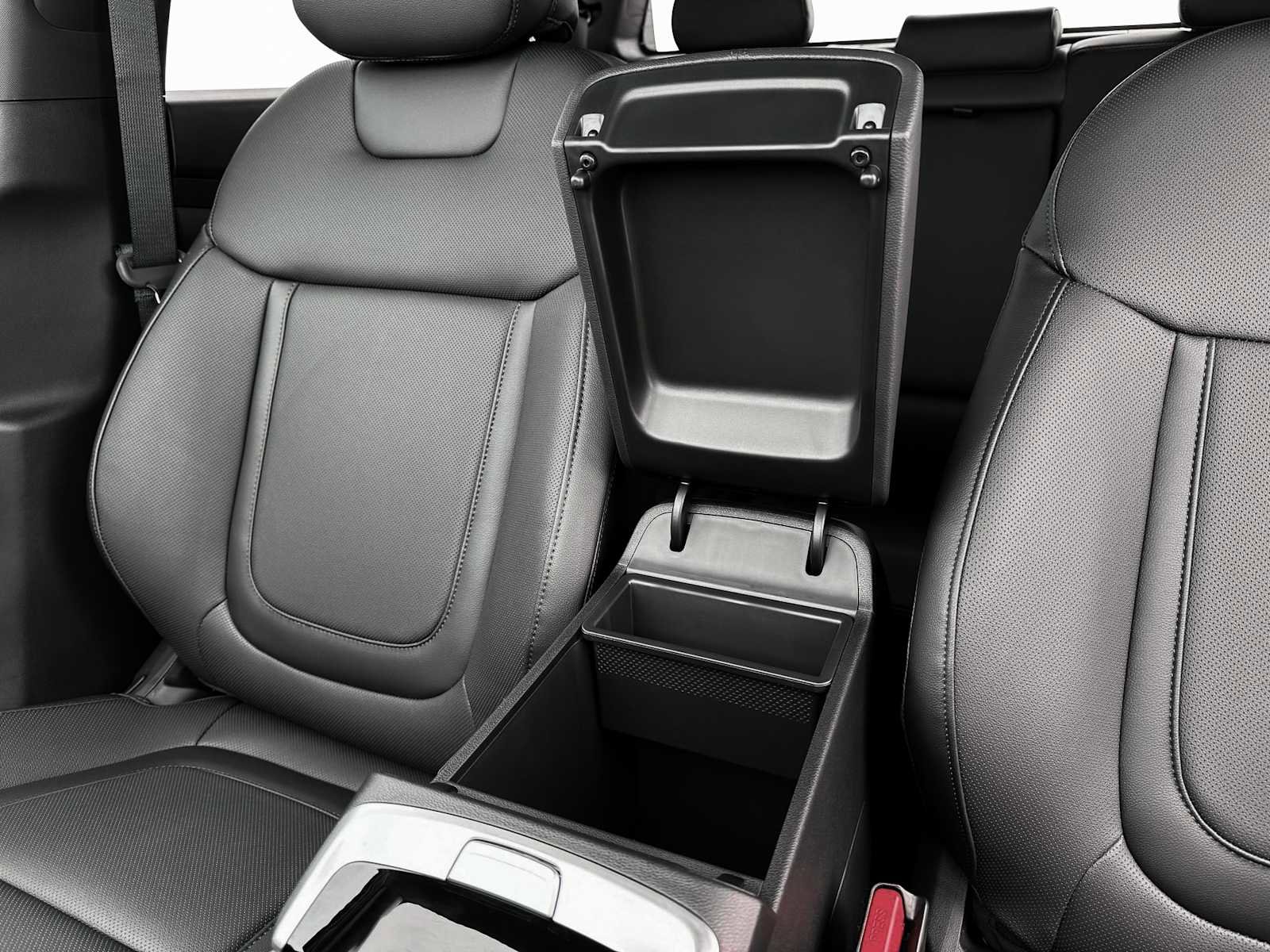 Certified 2025 Hyundai Santa Cruz SEL image 29