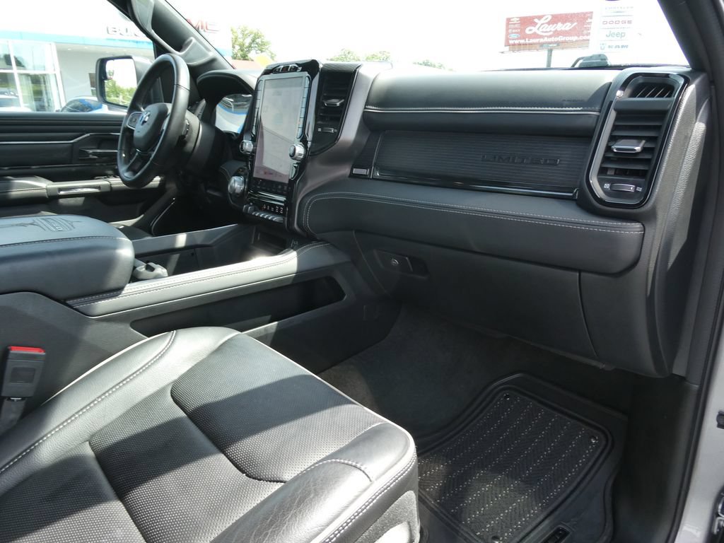 Used 2023 RAM 1500 Limited AWD/4WD image 16