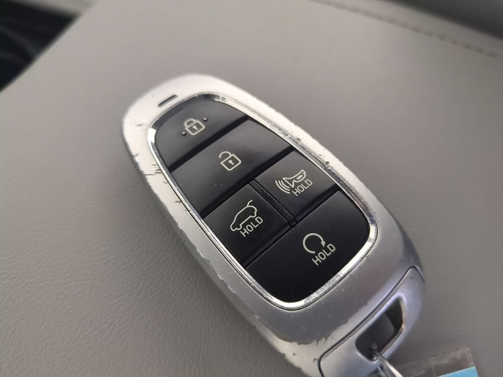 Used 2024 Hyundai Palisade SEL FWD image 40