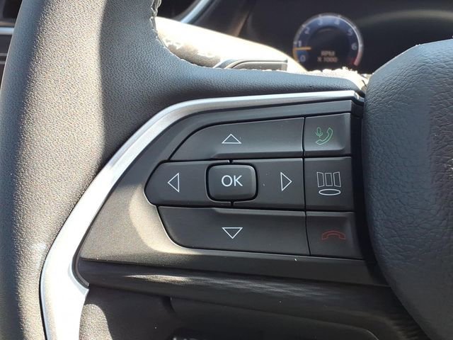Certified 2023 Jeep Grand Cherokee L Laredo w/ Luxury Tech Group I AWD/4WD image 17