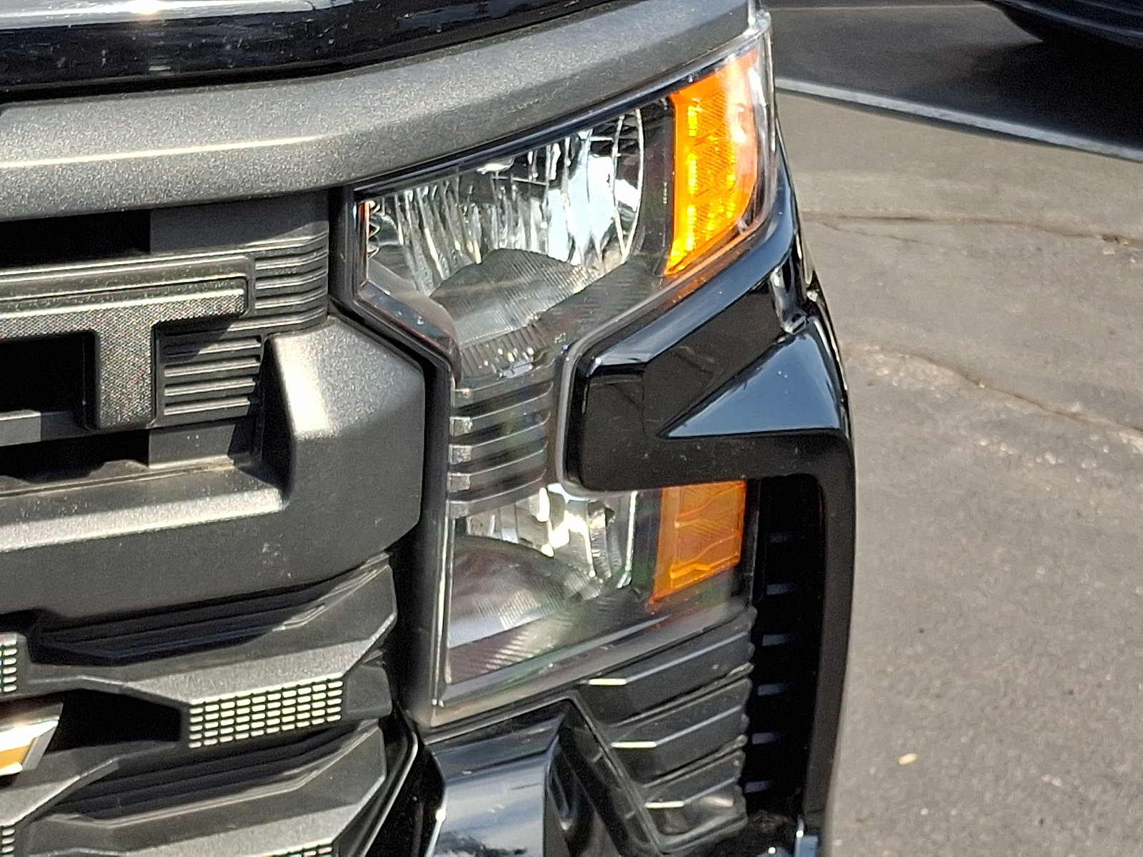 Certified 2022 Chevrolet Silverado 1500 Custom AWD/4WD image 10
