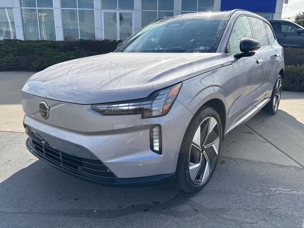 New 2026 Volvo EX90 Ultra image 3