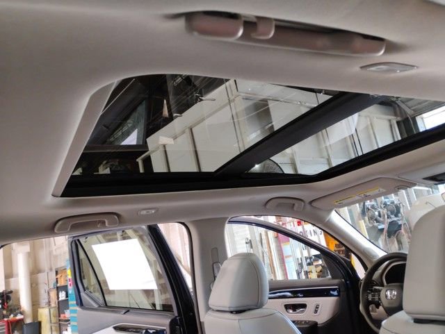 New 2025 Honda Pilot Touring image 26