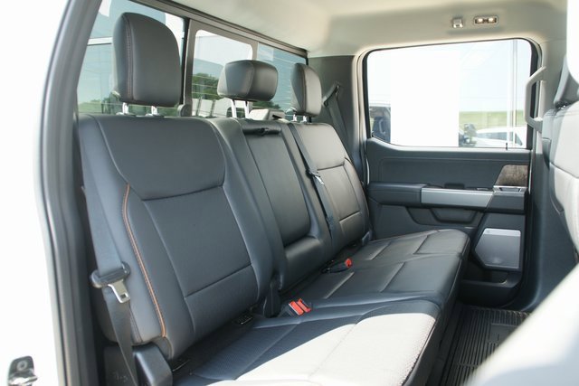 New 2026 Ford F250 Lariat image 40