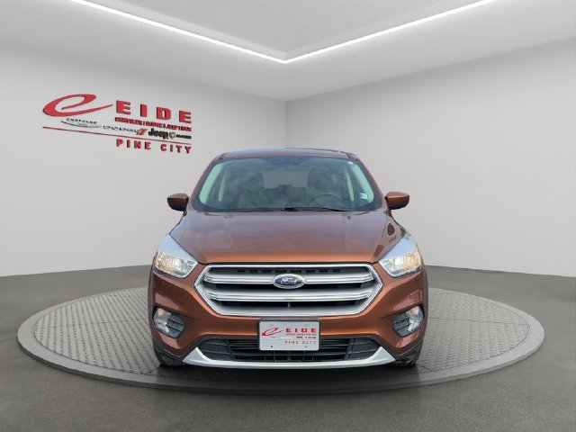 Used 2017 Ford Escape SE AWD/4WD image 13