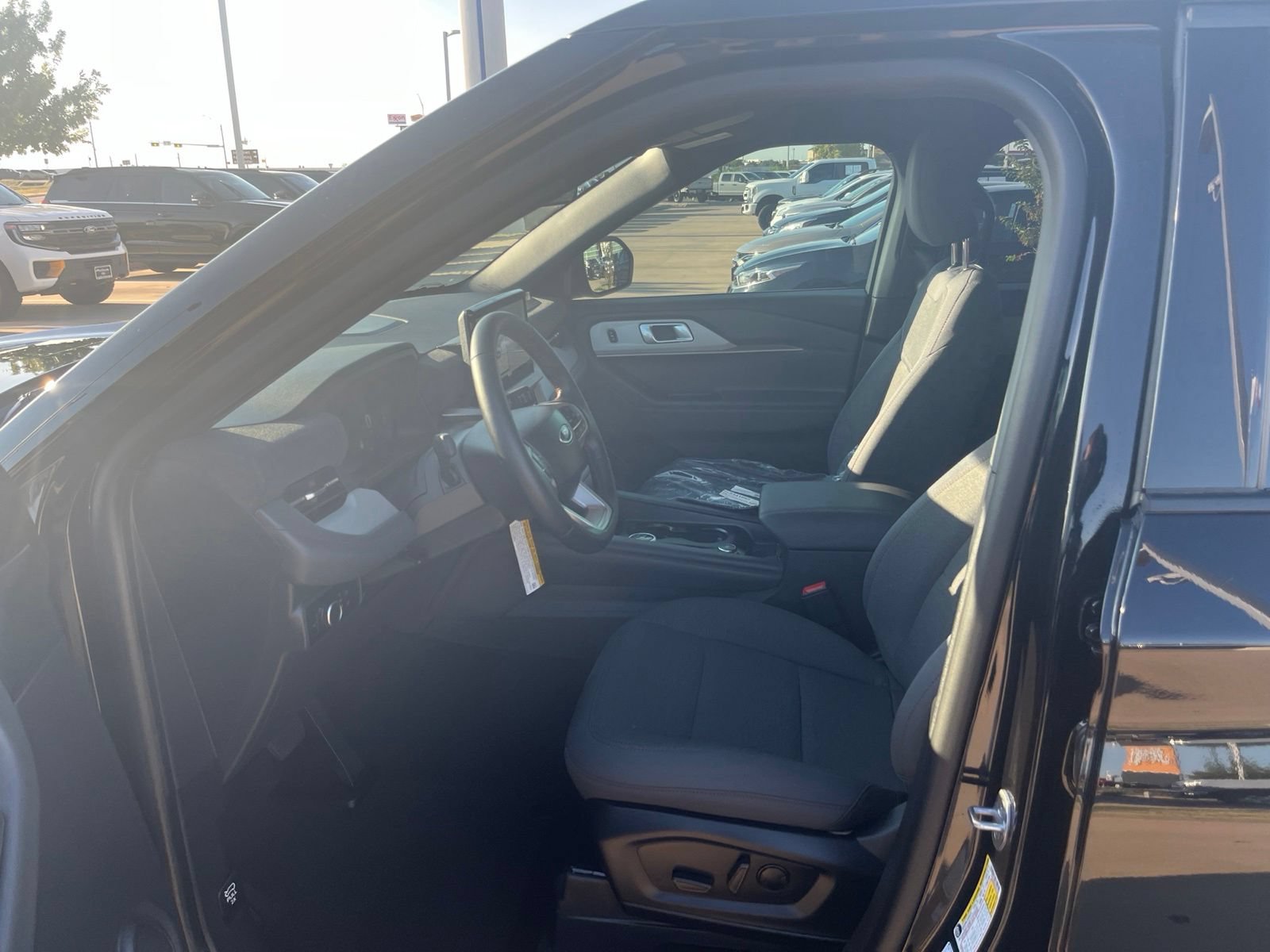 New 2027 Ford Explorer Active AWD/4WD image 12