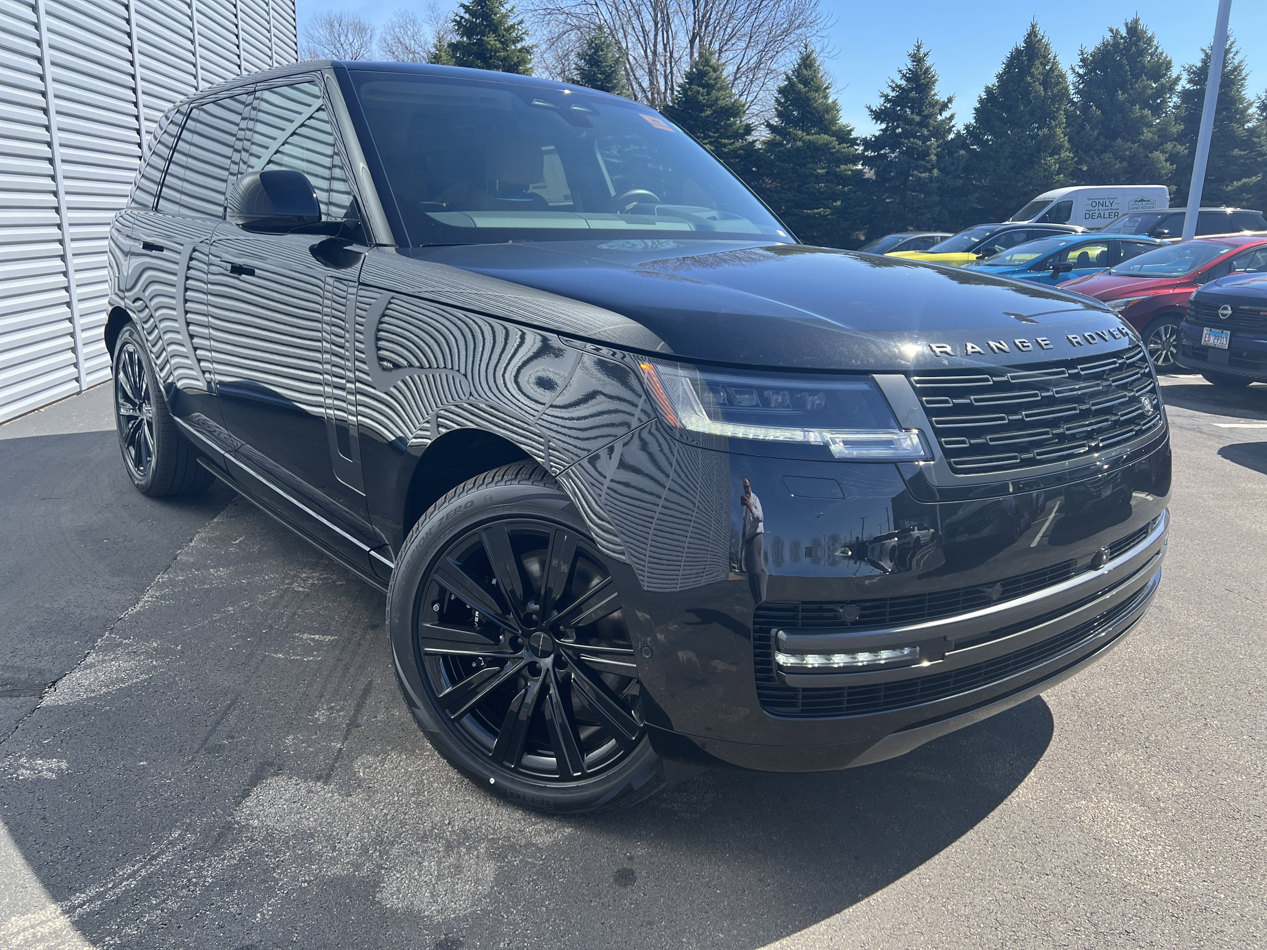 New 2026 Land Rover Range Rover SE image 5