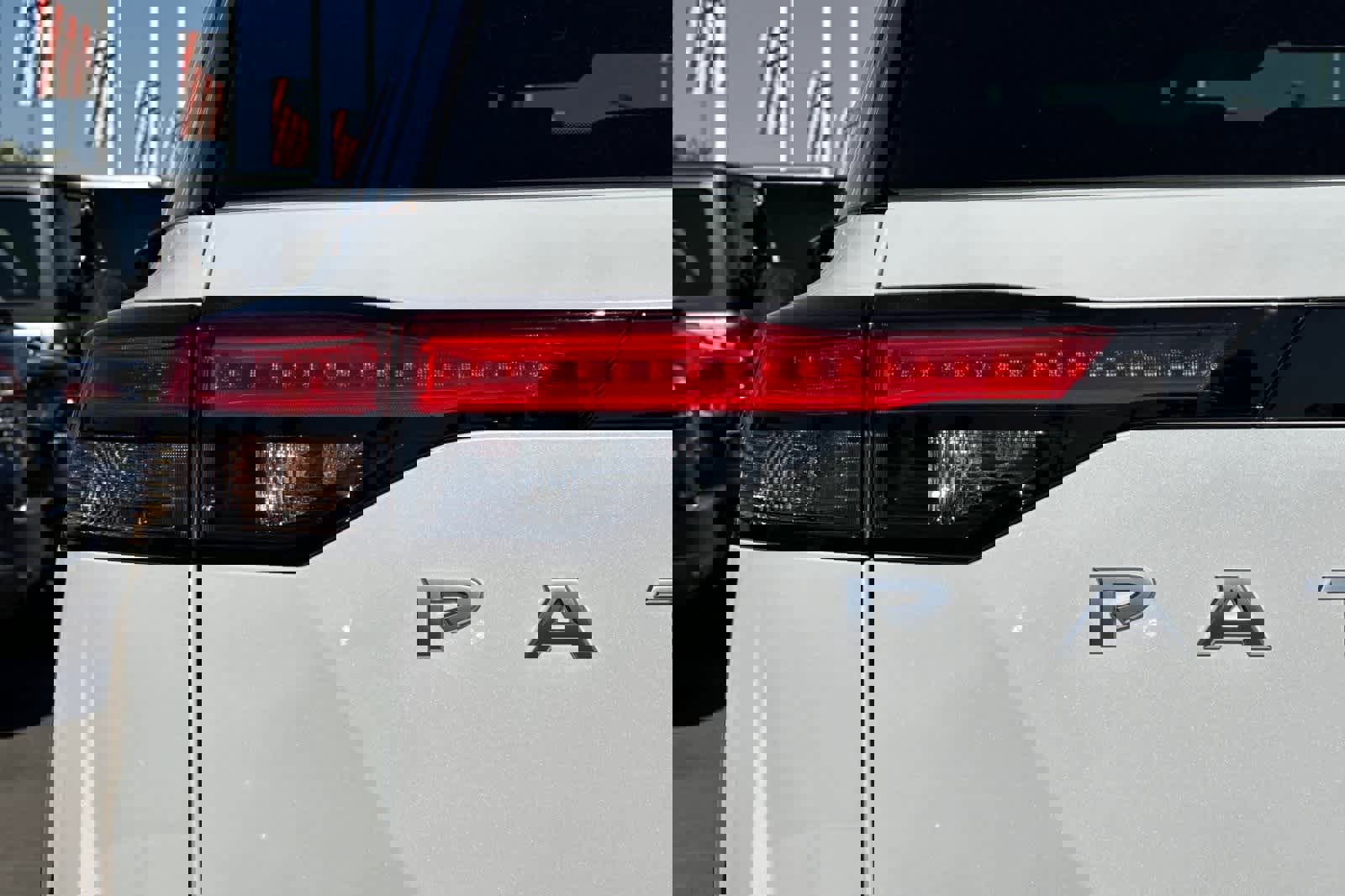 New 2025 Nissan Pathfinder SL image 16