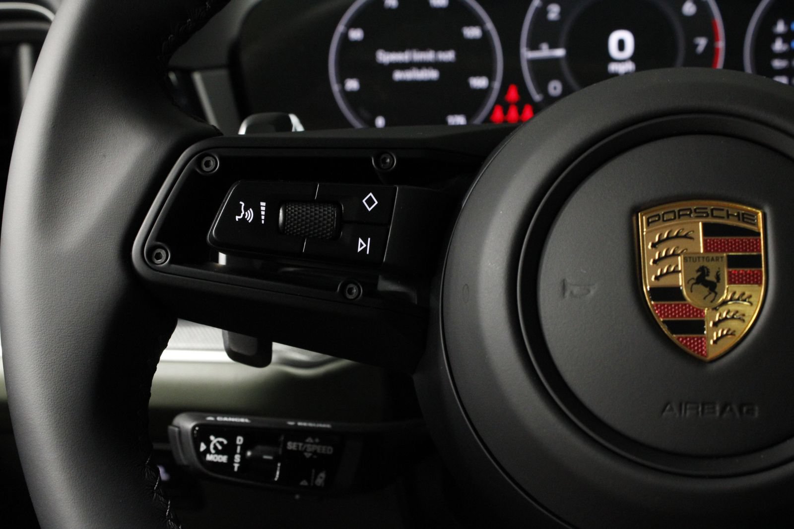 New 2026 Porsche Cayenne Coupe AWD/4WD image 27