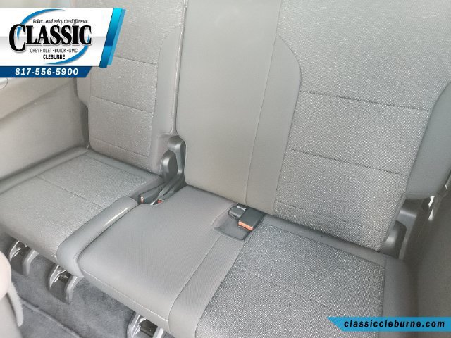 Used 2025 Chevrolet Traverse LT w/ Driver Confidence Package FWD image 32