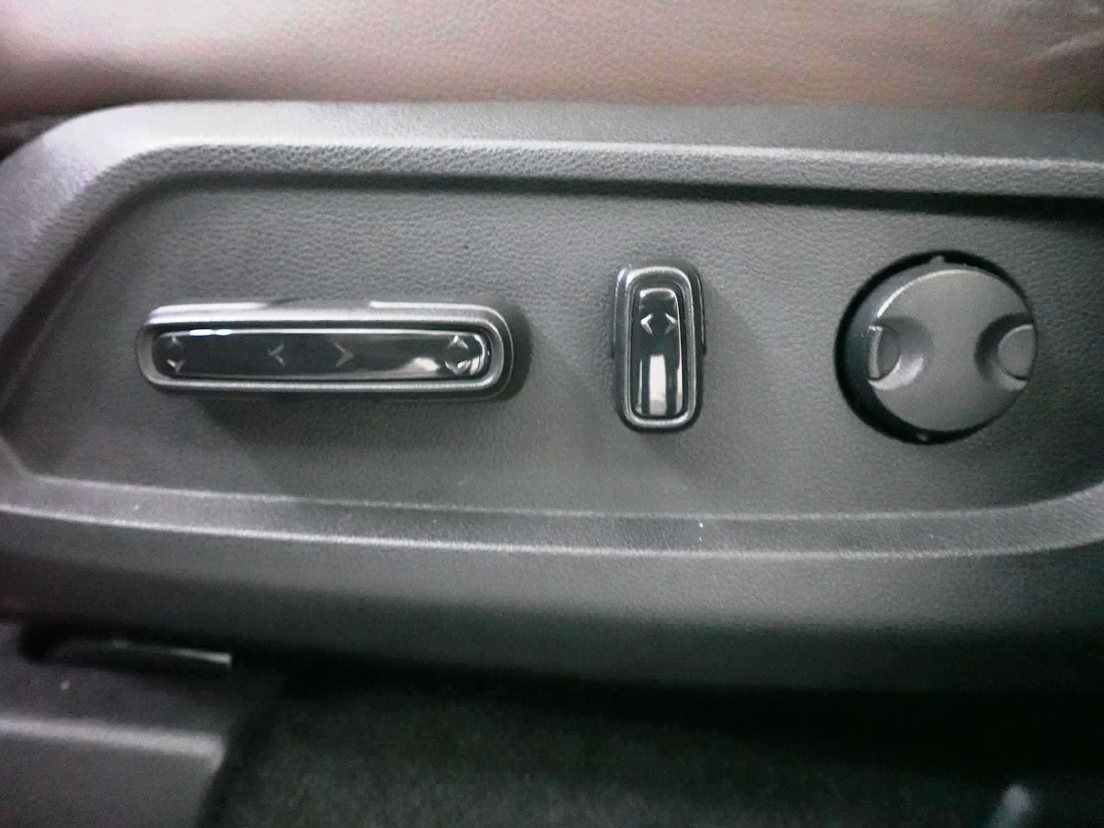 Certified 2025 Honda Pilot Elite image 14