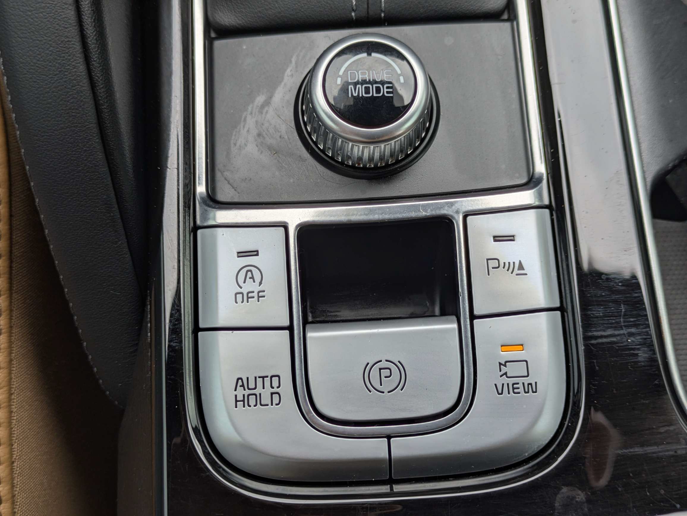 Certified 2021 Kia Telluride SX w/ Towing Package FWD image 29