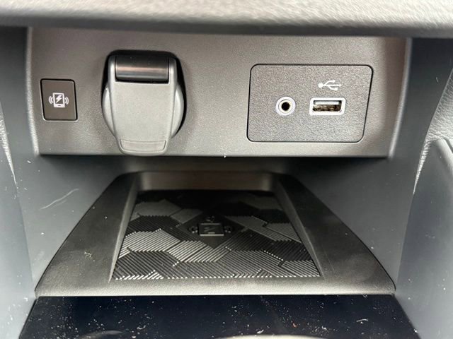 New 2025 Nissan Versa SV w/ Trunk Package image 27