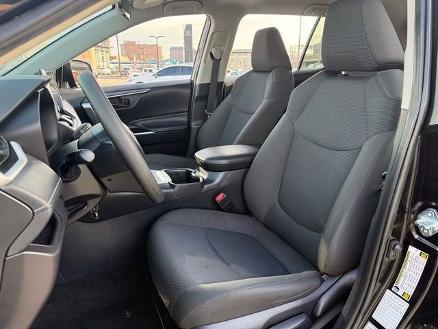 Certified 2025 Toyota RAV4 LE image 10