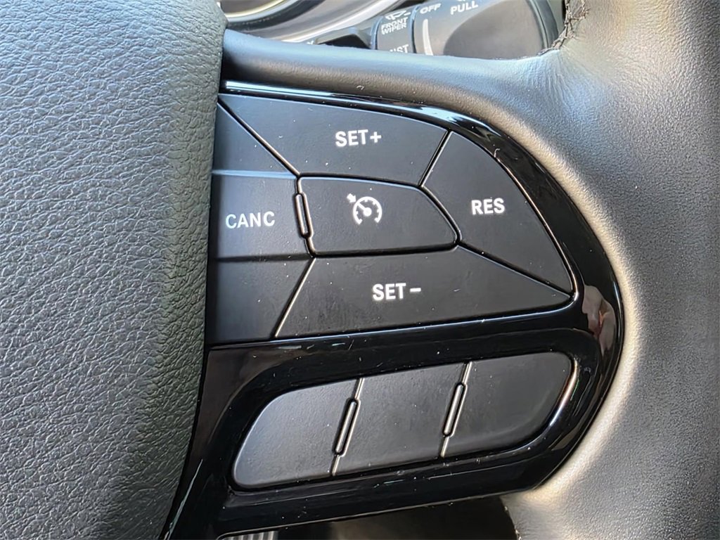 Used 2021 Jeep Cherokee Latitude Plus image 28