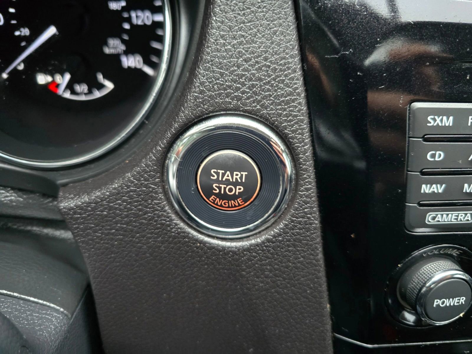 Used 2016 Nissan Rogue SL w/ SL Premium Package image 27