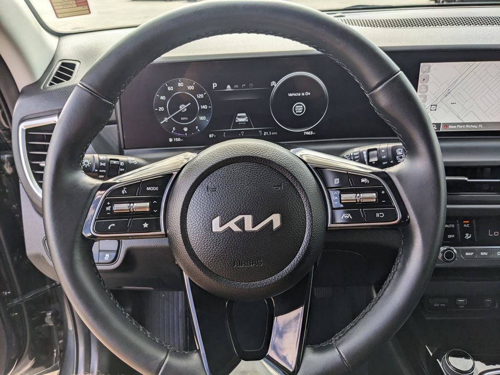 Certified 2025 Kia Seltos EX image 28