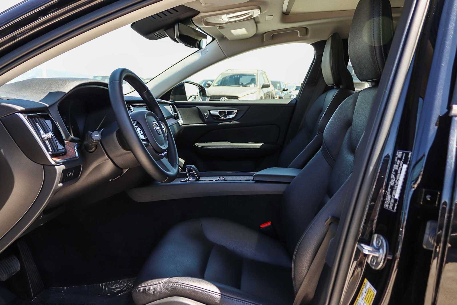 Used 2023 Volvo V60 B5 Cross Country Plus AWD/4WD image 22