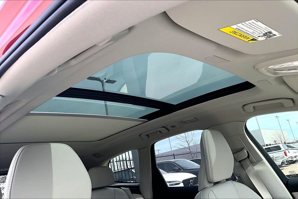 Used 2024 Volvo XC60 B5 Ultimate image 20