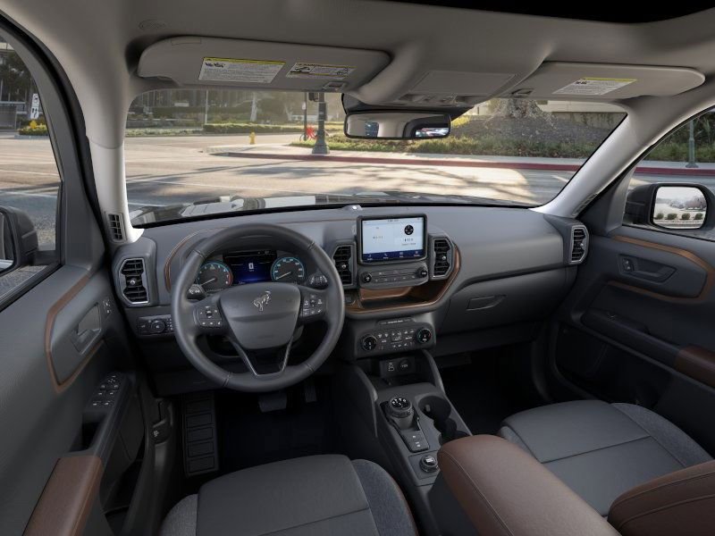 Used 2024 Ford Bronco Sport Outer Banks w/ Tech Package image 10