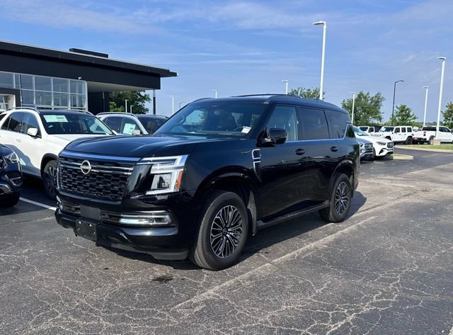 Used 2025 Nissan Armada Platinum AWD/4WD image 5