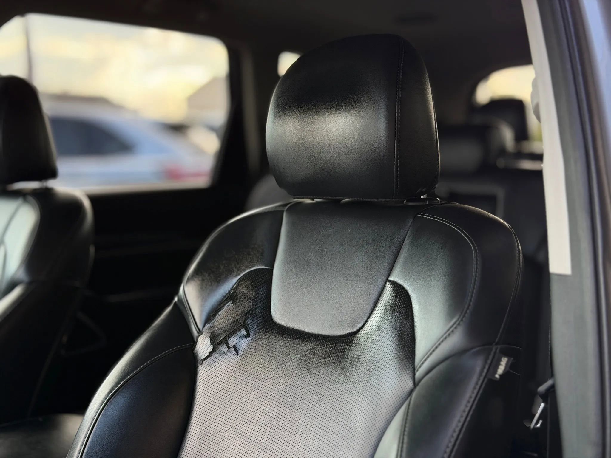 Used 2020 Kia Telluride LX image 11