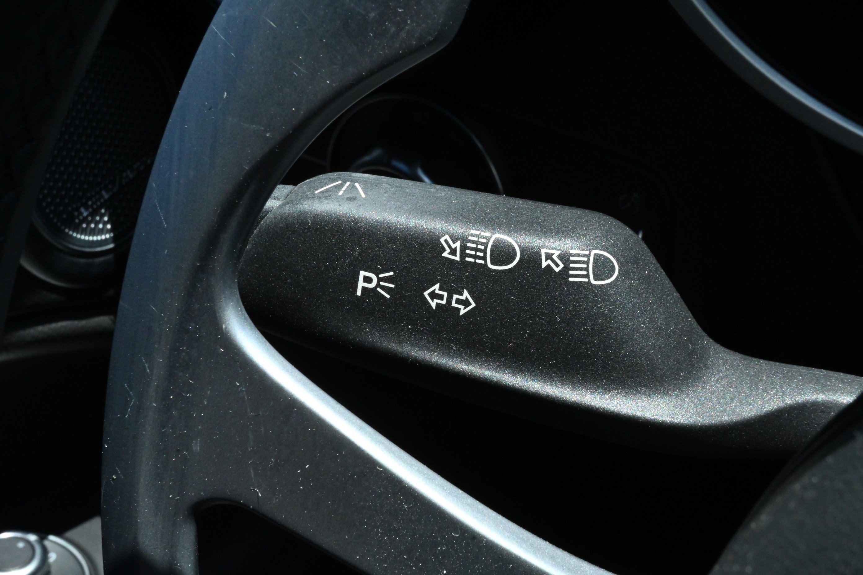 Used 2024 Alfa Romeo Stelvio Veloce AWD/4WD image 34