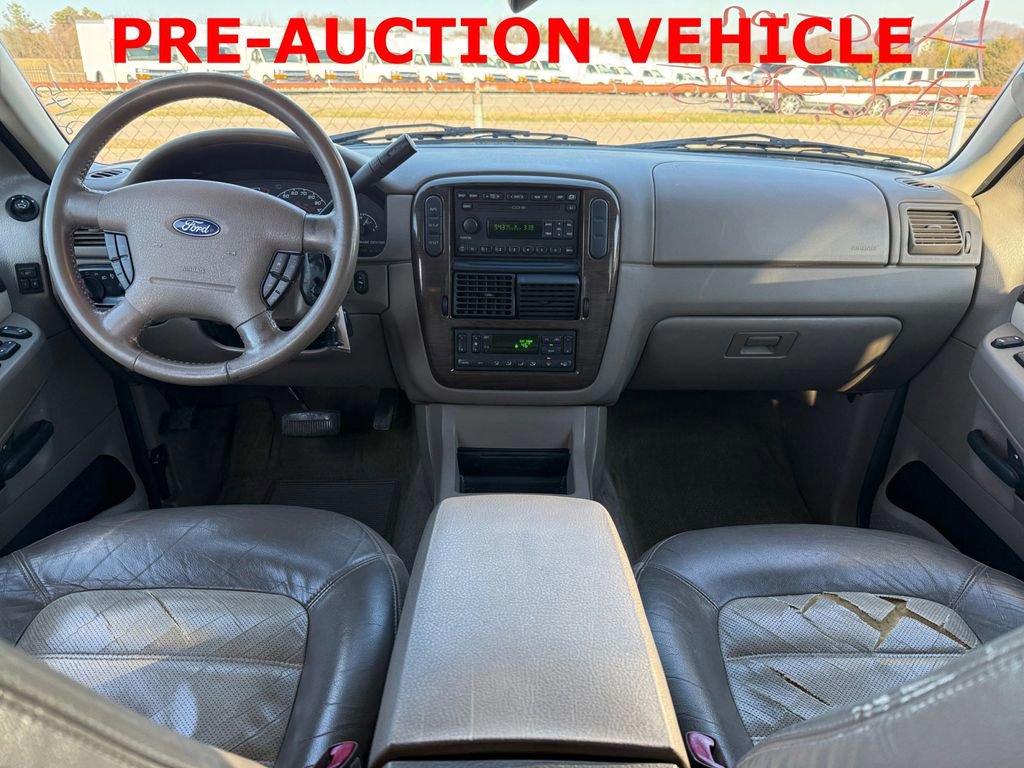 Used 2002 Ford Explorer Eddie Bauer image 13