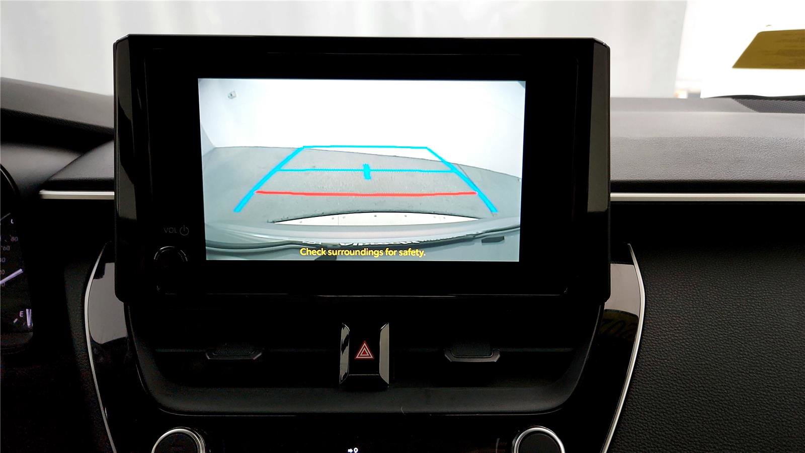 Used 2024 Toyota Corolla LE image 31