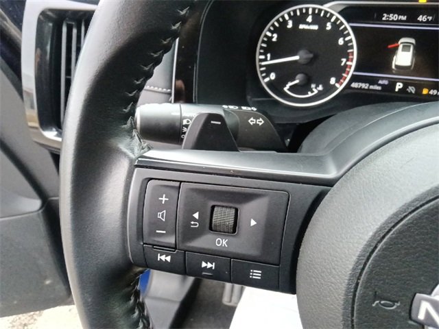 Used 2024 Nissan Pathfinder SV image 18