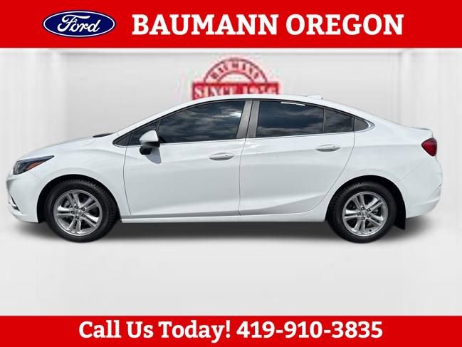 Used 2018 Chevrolet Cruze LT w/ Convenience Package FWD image 6