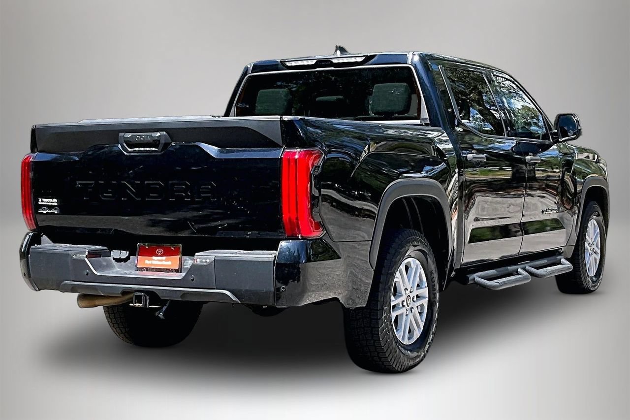 Used 2024 Toyota Tundra SR5 w/ SR5 Convenience Package AWD/4WD image 5