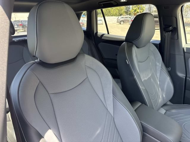 New 2026 Volkswagen Tiguan SE R-Line FWD image 28