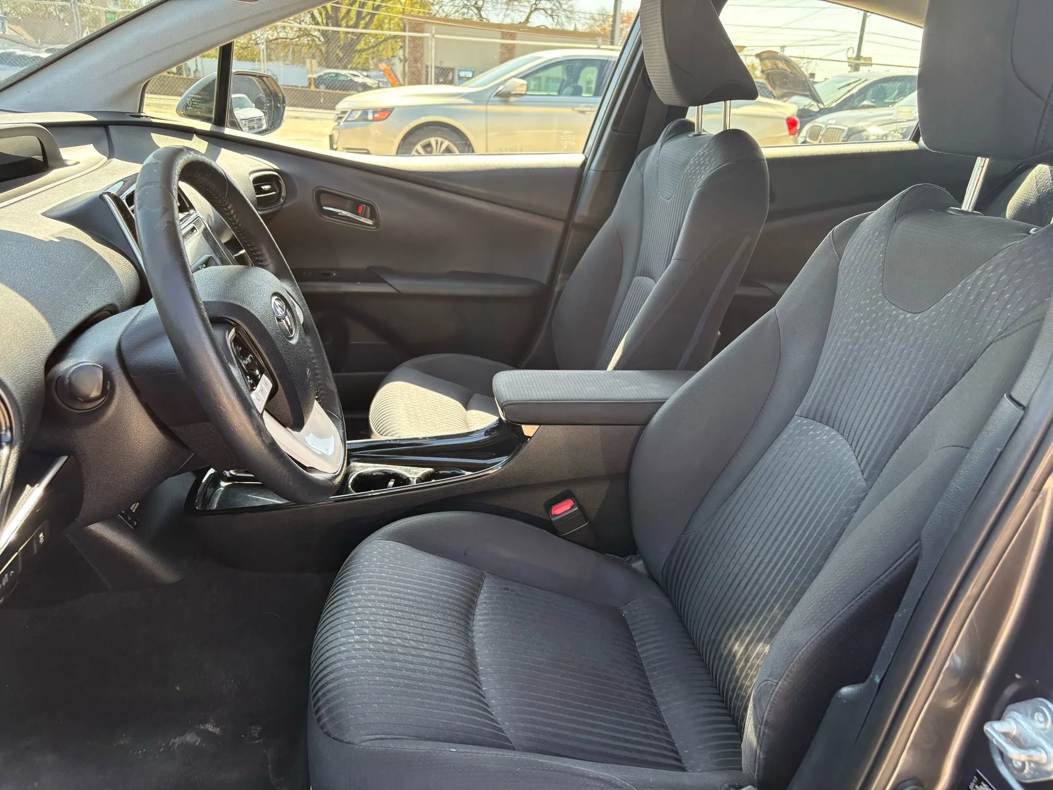 Used 2017 Toyota Prius Prime Plus w/ Carpet Mat Package image 11