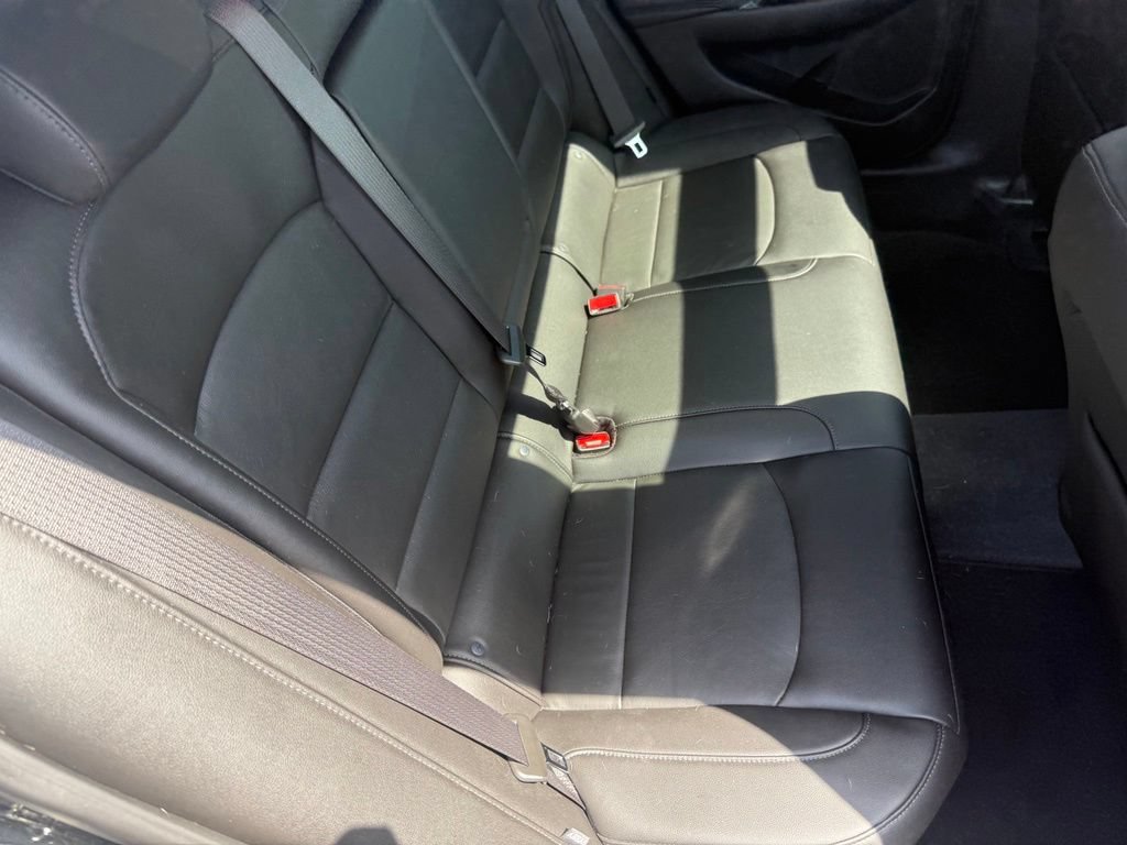 Used 2019 Chevrolet Malibu LT w/ Leather Package FWD image 43