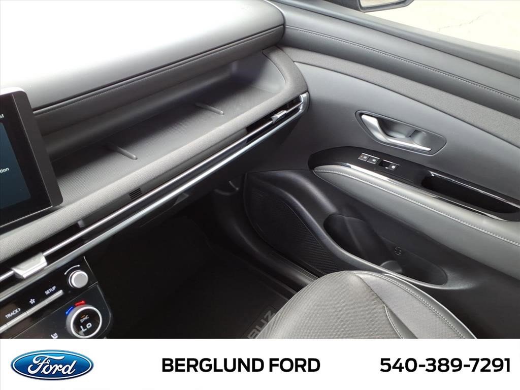 Used 2025 Hyundai Santa Cruz Limited image 32