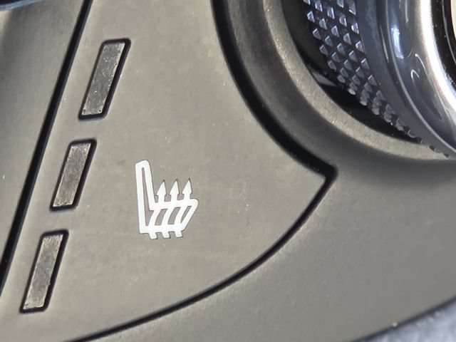 Used 2024 Chevrolet Equinox LT w/ LPO, Floor Liner Package FWD image 5