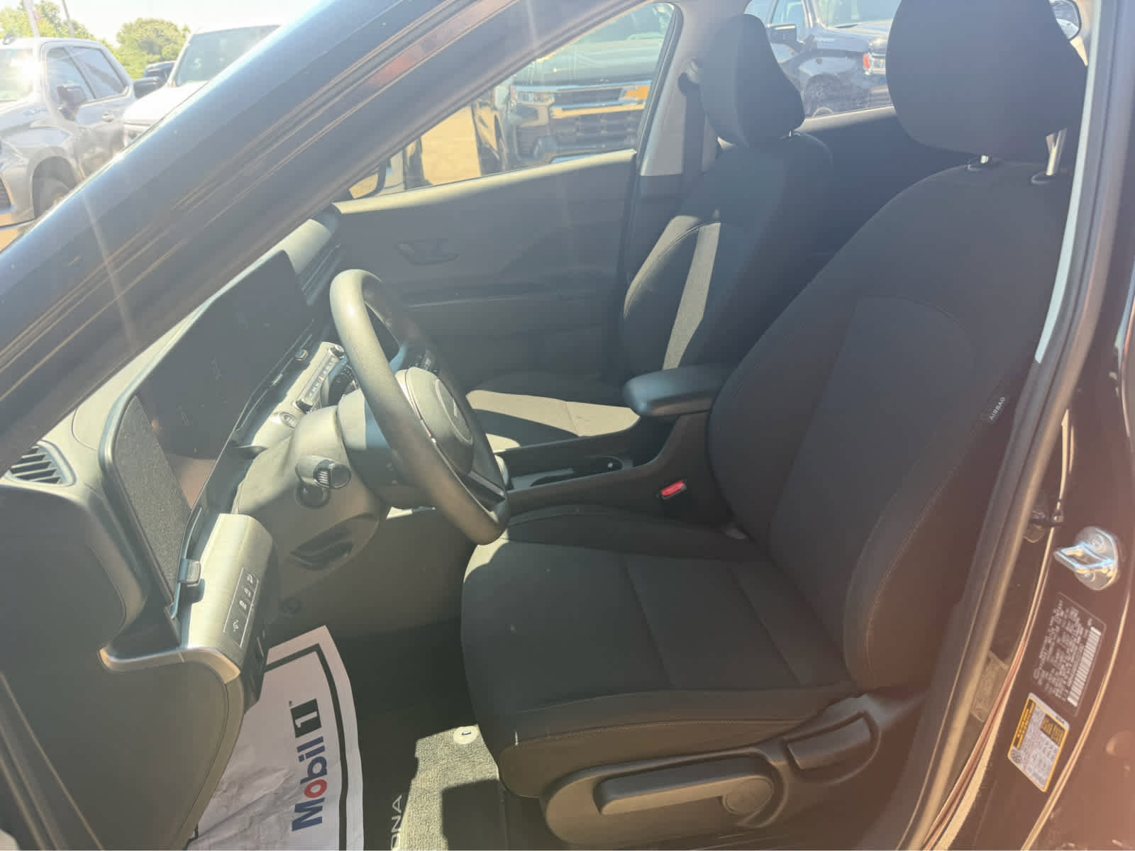 Used 2025 Hyundai Kona SE FWD image 16
