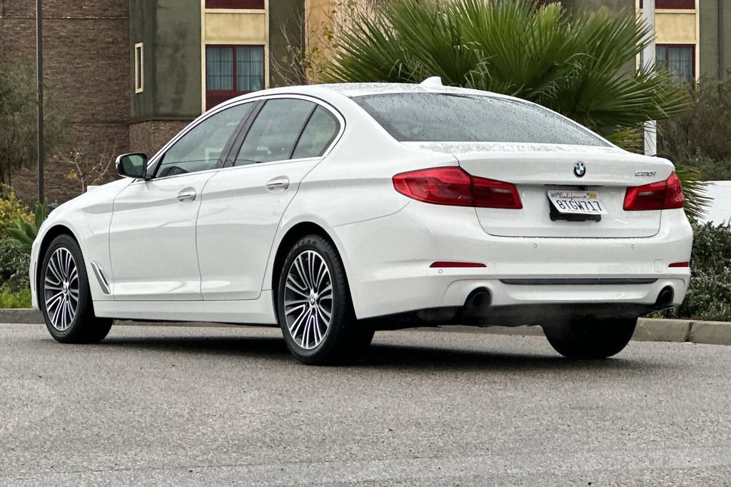 Used 2018 BMW 530i image 5