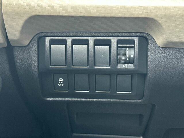 Used 2021 Subaru Ascent 8-Passenger image 31