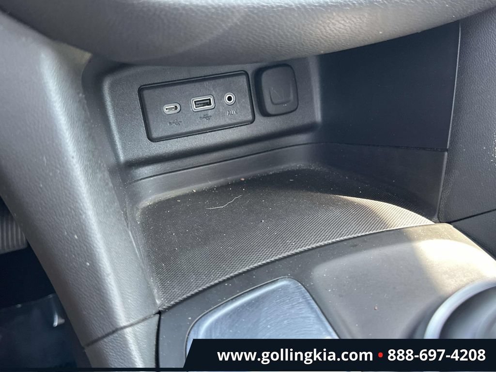 Used 2020 Chevrolet Equinox LT FWD image 28
