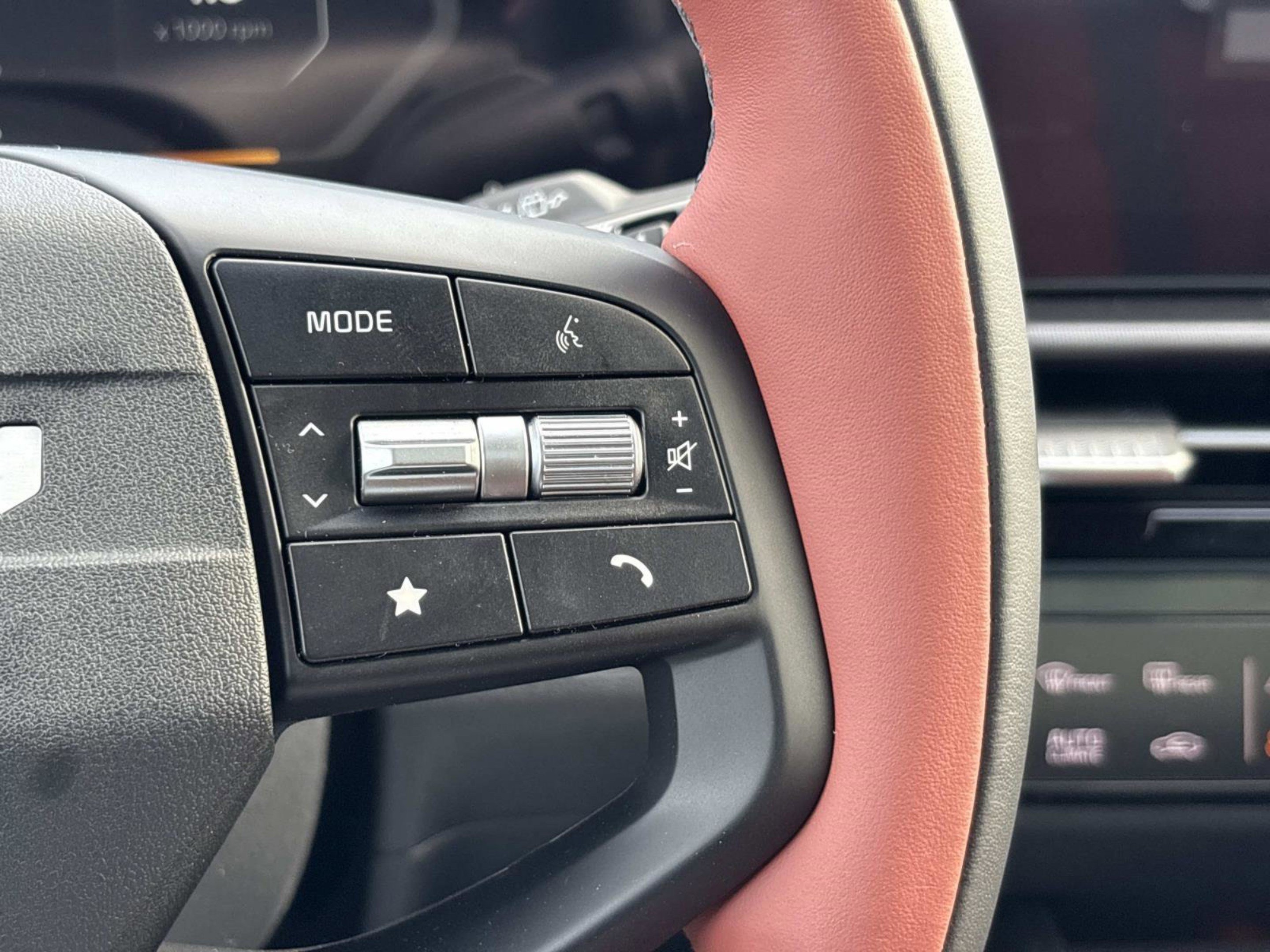 New 2026 Kia Sportage SX FWD image 26