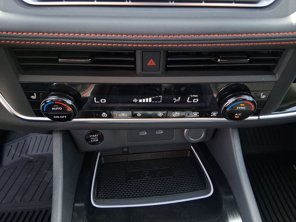 New 2026 Nissan Rogue SV AWD/4WD image 15