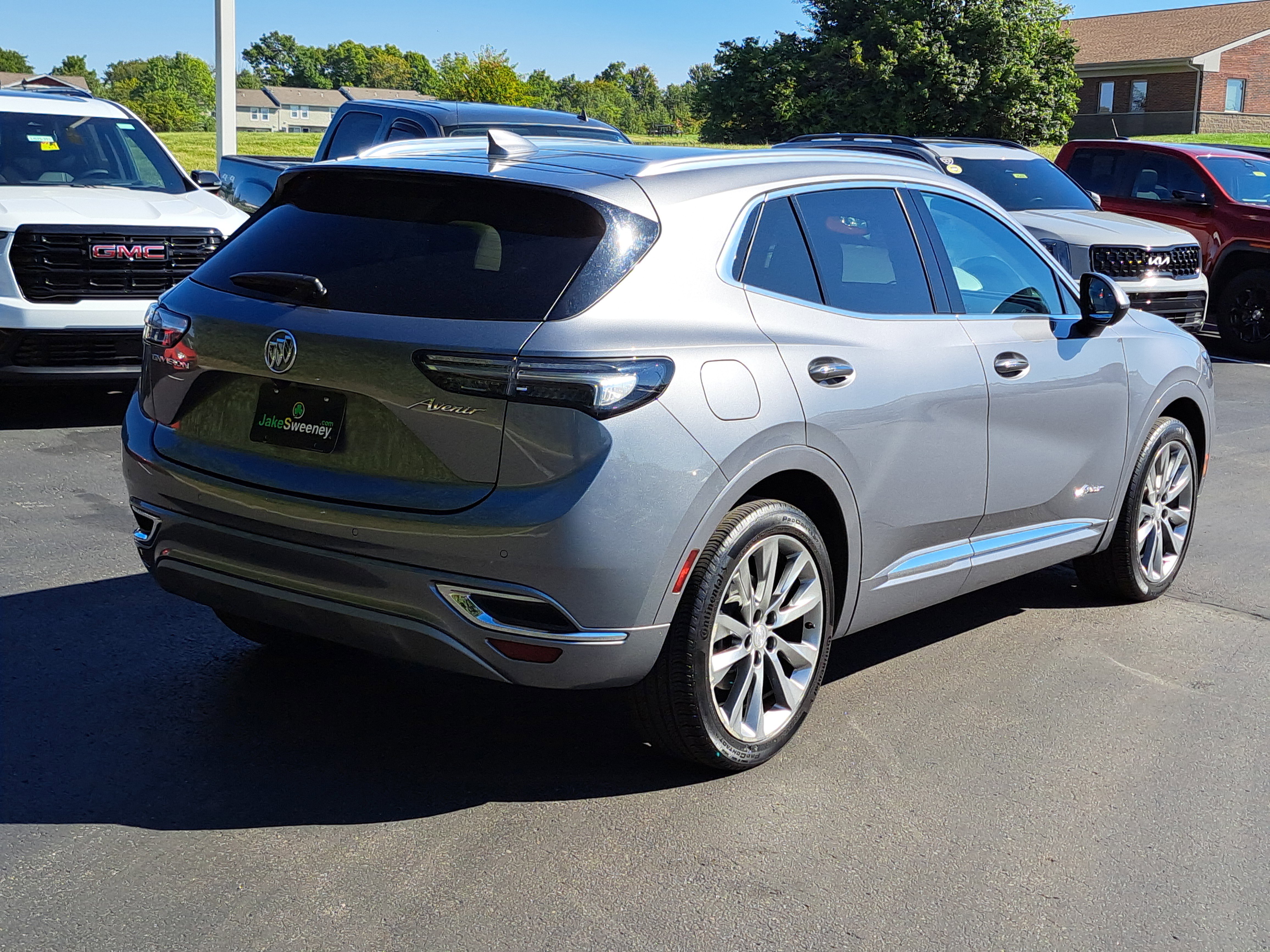 Used 2021 Buick Envision Avenir image 4