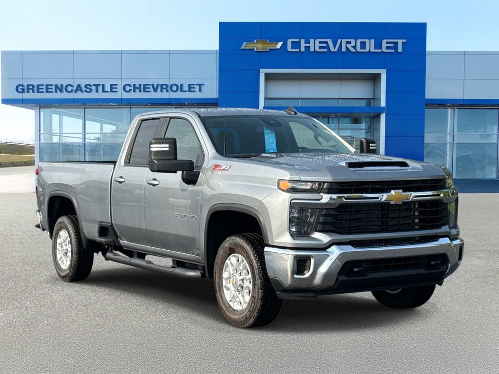 New 2026 Chevrolet Silverado 3500 LT w/ Z71 Off-Road Package AWD/4WD image 1